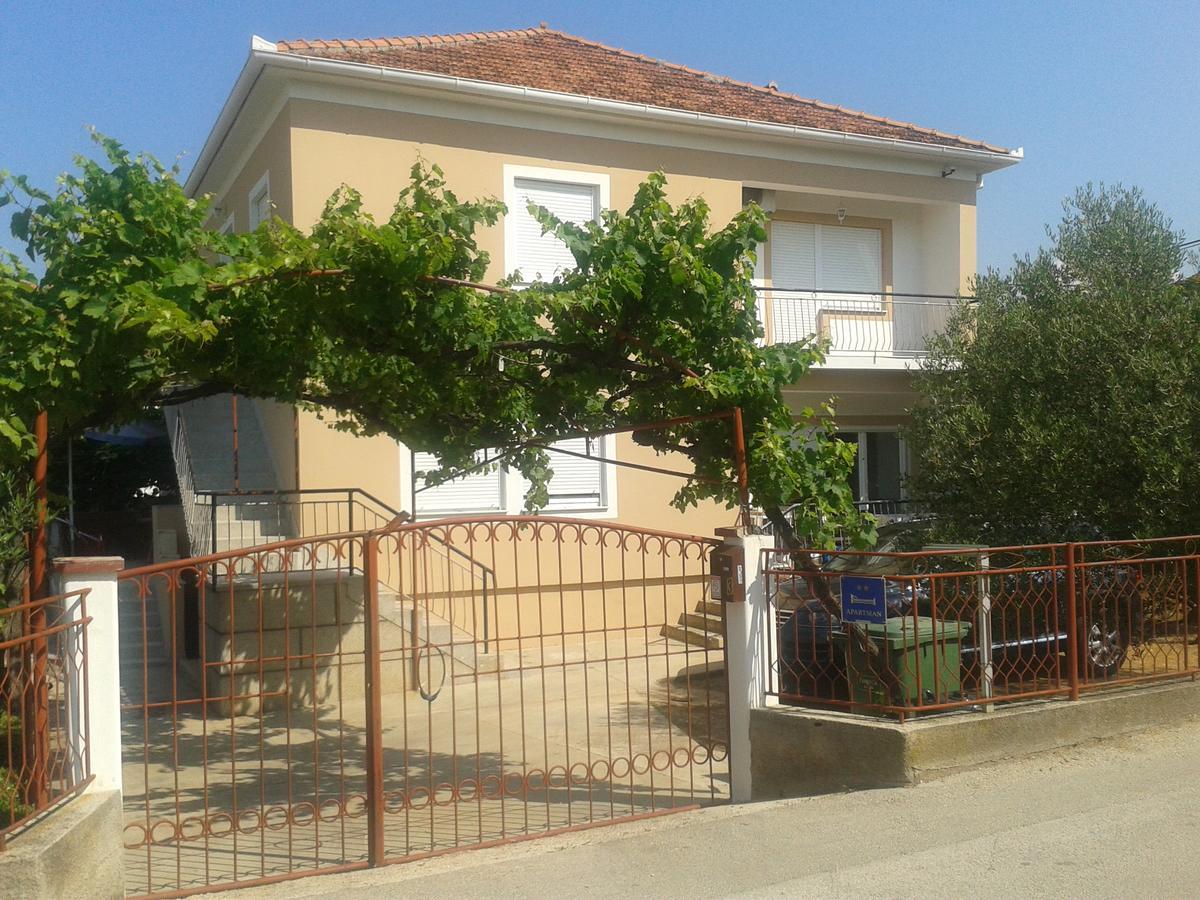Apartments Lorena Zadar Exterior photo